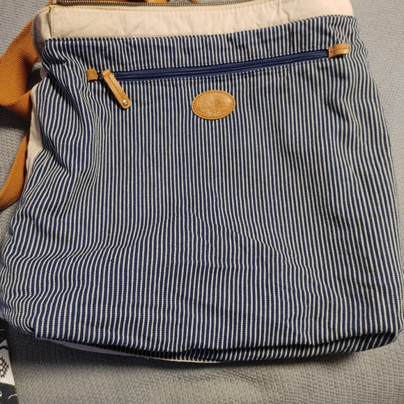 Canvas and Leather tote - Picture 3 of 9